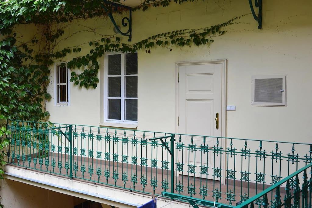 Old Town Herberghaus, 250M To Charles Bridge Διαμέρισμα Πράγα Εξωτερικό φωτογραφία
